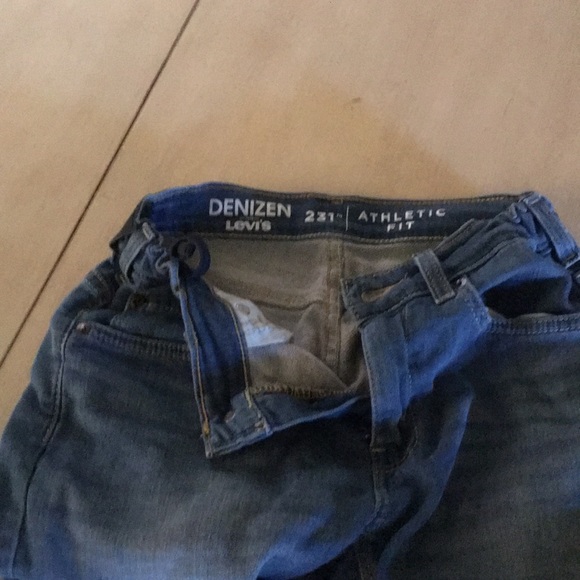 Blue jeans - Picture 2 of 2